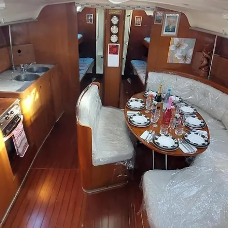 Bateau-hôtel Sailing Edisa Rhodes Adventures