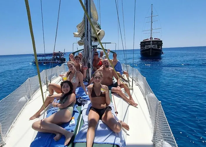 Sailing Edisa Rhodes Adventures Botel *